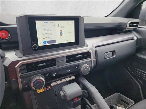 Used 2025 Toyota 4Runner TRD Off-Road AWD/4WD image 19