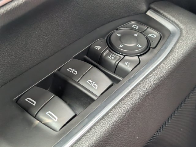 Used 2025 Chevrolet Silverado 2500 LTZ w/ LTZ Plus Package AWD/4WD image 25