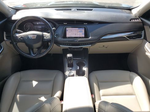 Used 2019 Cadillac XT4 Luxury image 34