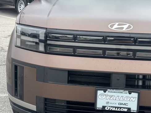 Used 2024 Hyundai Santa Fe Limited image 9