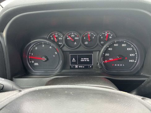 Used 2024 GMC Sierra 2500 Pro w/ Convenience Package image 11