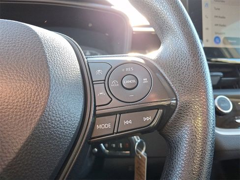 Used 2024 Toyota Corolla LE image 22