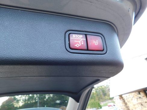 Used 2016 Mercedes-Benz GLE 300d 4MATIC image 24