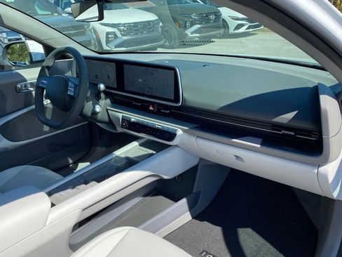 New 2025 Hyundai Ioniq 6 SEL RWD image 30
