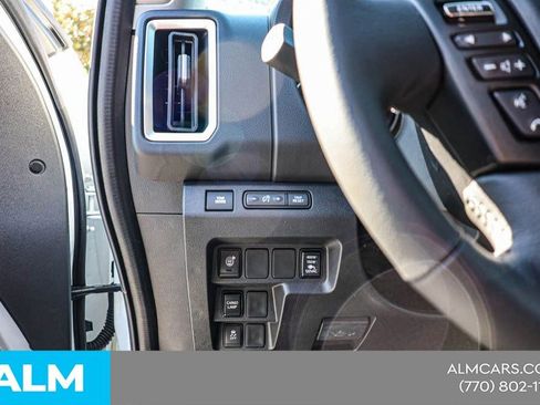 Certified 2025 Nissan Frontier SV w/ SV Convenience Package RWD image 23