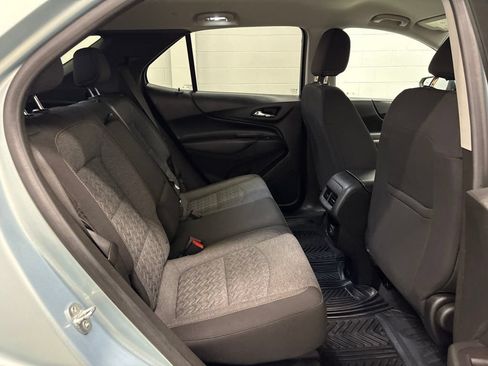 Used 2022 Chevrolet Equinox LT FWD image 34