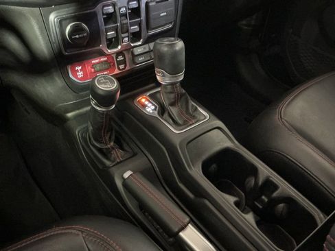 Used 2022 Jeep Wrangler Unlimited Rubicon w/ Steel Bumper Group image 14