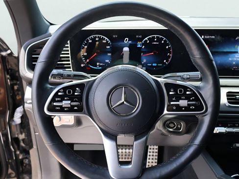 Certified 2022 Mercedes-Benz GLS 450 4MATIC image 31