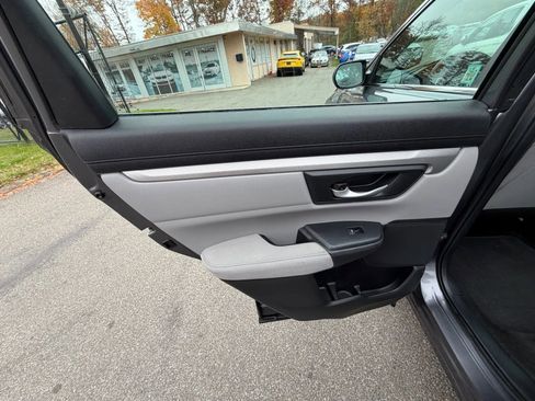 Used 2017 Honda CR-V LX image 20