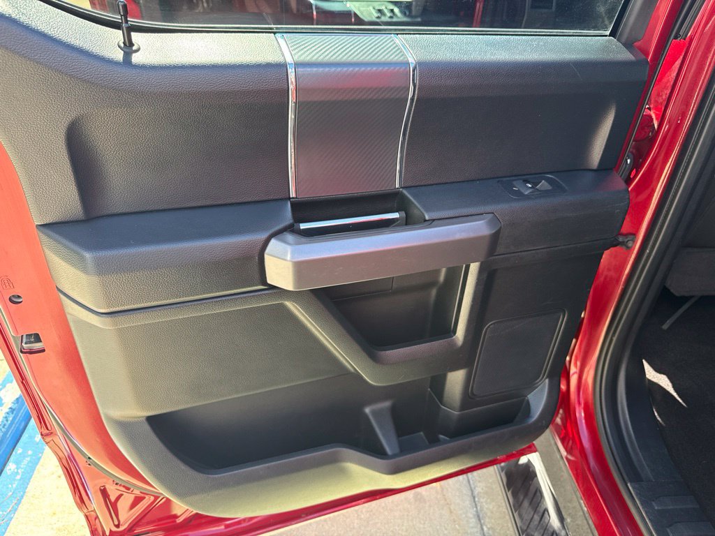 Used 2019 Ford F150 XLT w/ Equipment Group 302A Luxury AWD/4WD image 9