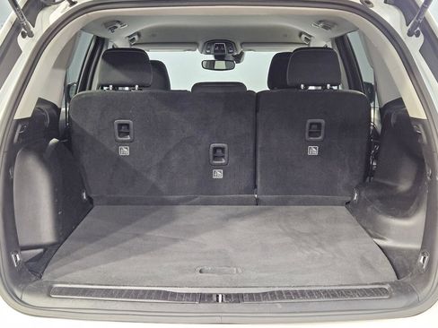 Used 2024 Jeep Grand Cherokee Laredo RWD image 18