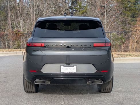 New 2026 Land Rover Range Rover Sport Dynamic SE image 6