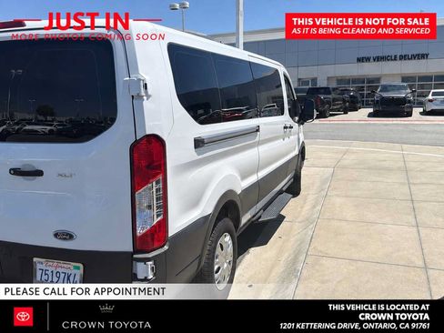 Used 2023 Ford Transit 350 XLT RWD image 3