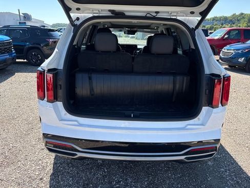 Used 2022 Kia Sorento SX FWD image 25