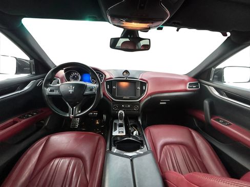 Used 2016 Maserati Ghibli S Q4 AWD/4WD image 17