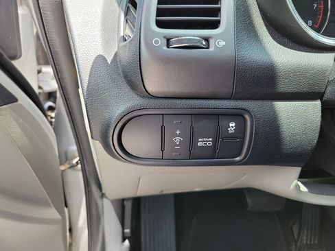 Used 2015 Kia Forte LX FWD image 25