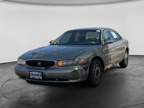 Used 2002 Buick Century Custom w/ Special Edition Pkg FWD image 3