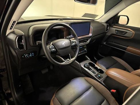 Certified 2025 Ford Bronco Sport Outer Banks w/ Outer Banks Tech Package+ AWD/4WD image 4