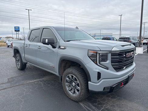 Used 2024 GMC Sierra 1500 AT4 w/ Technology Package image 3
