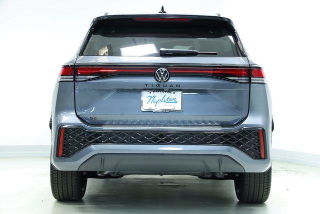 New 2026 Volkswagen Tiguan SE R-Line FWD image 7