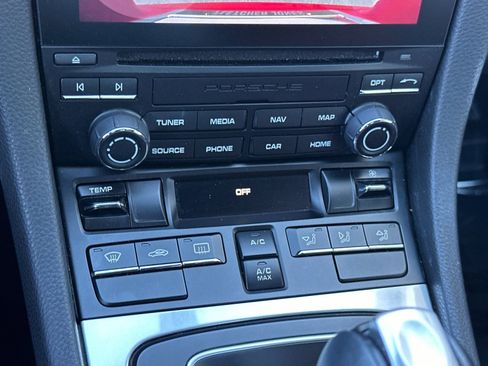 Used 2018 Porsche 718 Cayman image 16