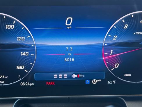 Certified 2025 Mercedes-Benz GLC 300 image 29