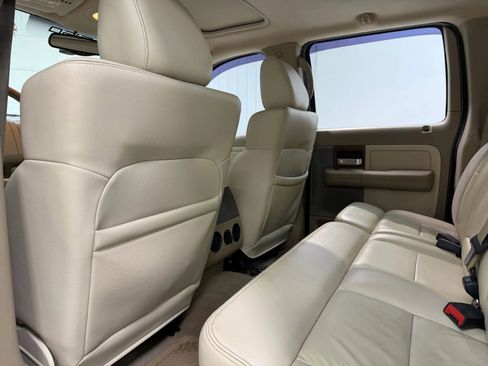 Used 2004 Ford F150 Lariat image 16