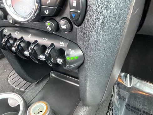 Used 2011 MINI Cooper Clubman S image 19