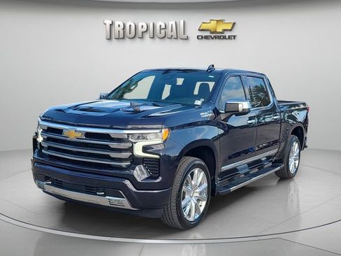 Used 2024 Chevrolet Silverado 1500 High Country w/ High Country Premium Package AWD/4WD image 1