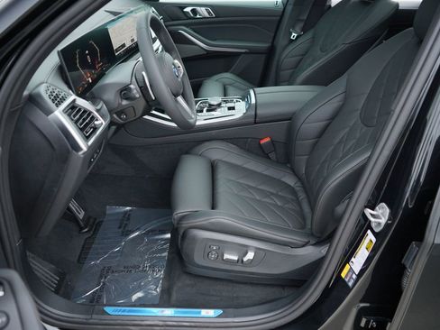 New 2026 BMW X5 xDrive50e w/ M Sport Package image 9