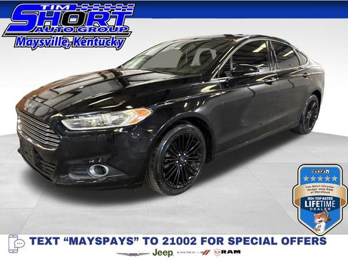 Used 2016 Ford Fusion SE w/ Equipment Group 202A image 1