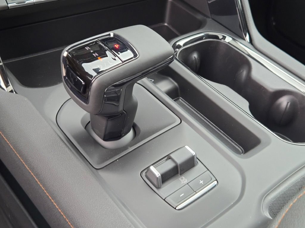 New 2026 GMC Sierra 1500 AT4 w/ Technology Package AWD/4WD image 39