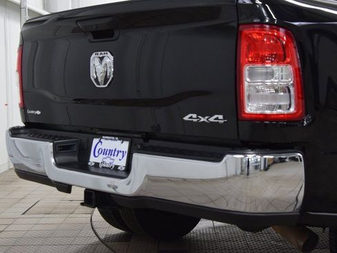 Used 2024 RAM 3500 Tradesman w/ Chrome Appearance Group AWD/4WD image 21