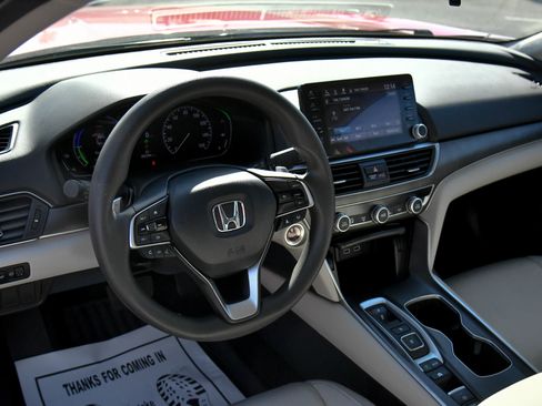 Used 2021 Honda Accord Hybrid image 14