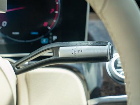 Used 2022 Mercedes-Benz S 500 4MATIC image 25