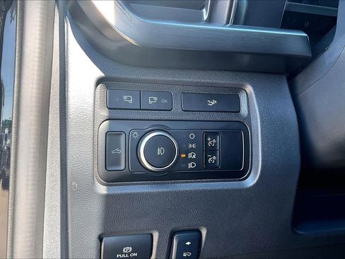 Used 2024 Ford F250 Lariat w/ Lariat Ultimate Package image 36
