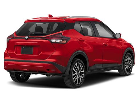 Used 2024 Nissan Kicks SV FWD image 2