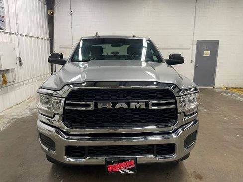Used 2021 RAM 2500 Tradesman w/ Chrome Appearance Group AWD/4WD image 2