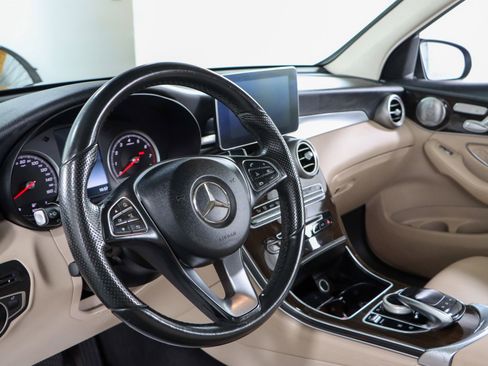 Used 2016 Mercedes-Benz GLC 300 4MATIC image 21