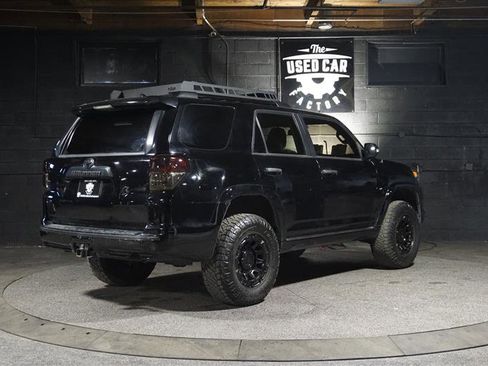 Used 2013 Toyota 4Runner Limited image 7