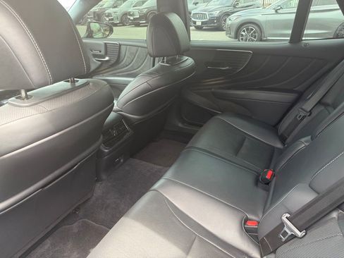 Used 2018 Lexus LS 500 w/ Accessory Package (Z2) RWD image 15