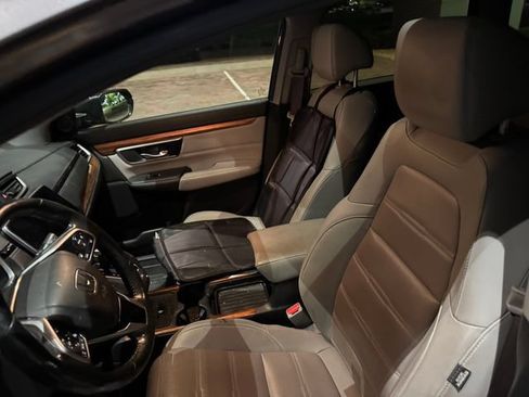 Used 2020 Honda CR-V Touring image 4