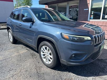 Used 2019 Jeep Cherokee Latitude w/ Cold Weather Group