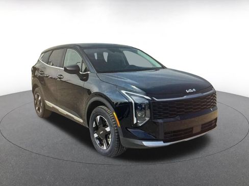 Used 2026 Kia Sportage LX AWD/4WD image 5