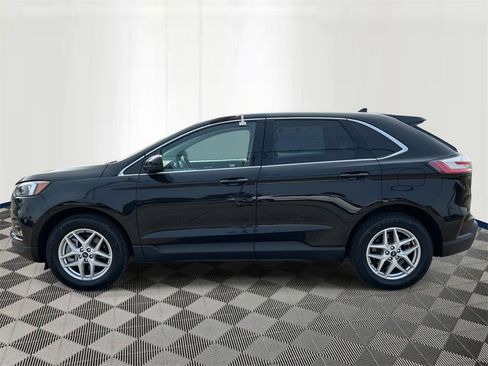 Used 2022 Ford Edge SEL image 2