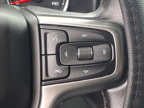 Used 2021 Chevrolet Silverado 1500 LT Trail Boss w/ Convenience Package II image 11