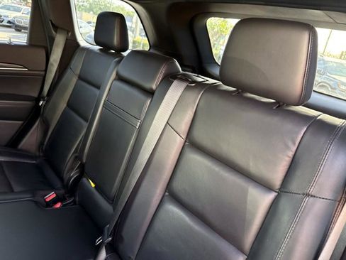 Used 2019 Jeep Grand Cherokee Limited w/ Trailer Tow Group IV image 15