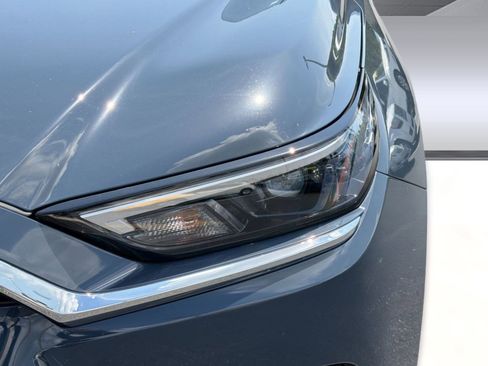 Used 2025 Toyota Grand Highlander FWD image 11