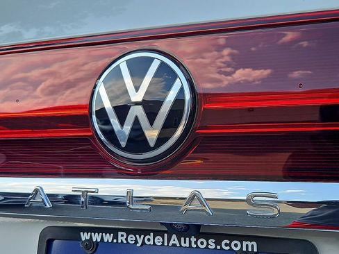 Certified 2026 Volkswagen Atlas SEL AWD/4WD image 35