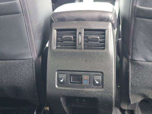 Used 2024 Mitsubishi Outlander SEL image 22